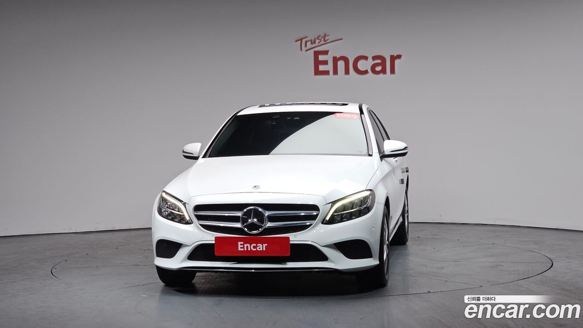 Mercedes-Benz C-Class 2020