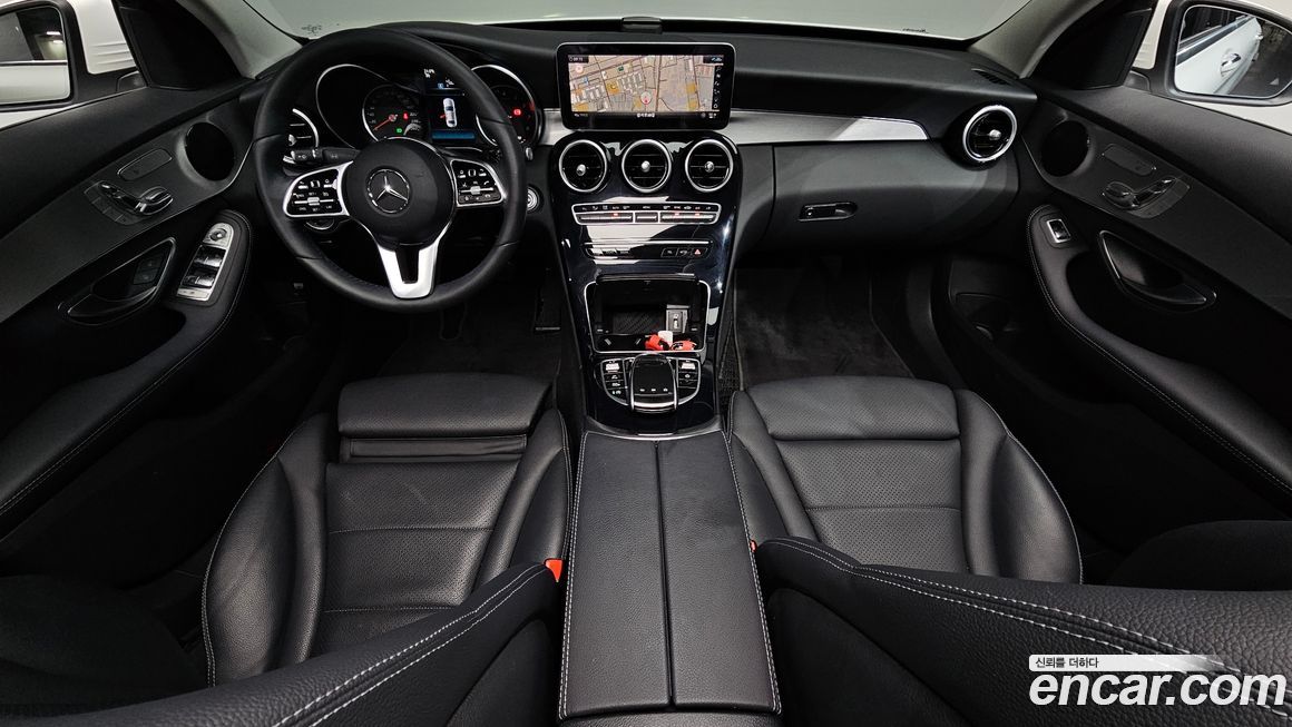 Mercedes-Benz C-Class 2020