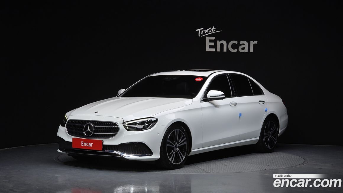 Mercedes-Benz E-Class 2021