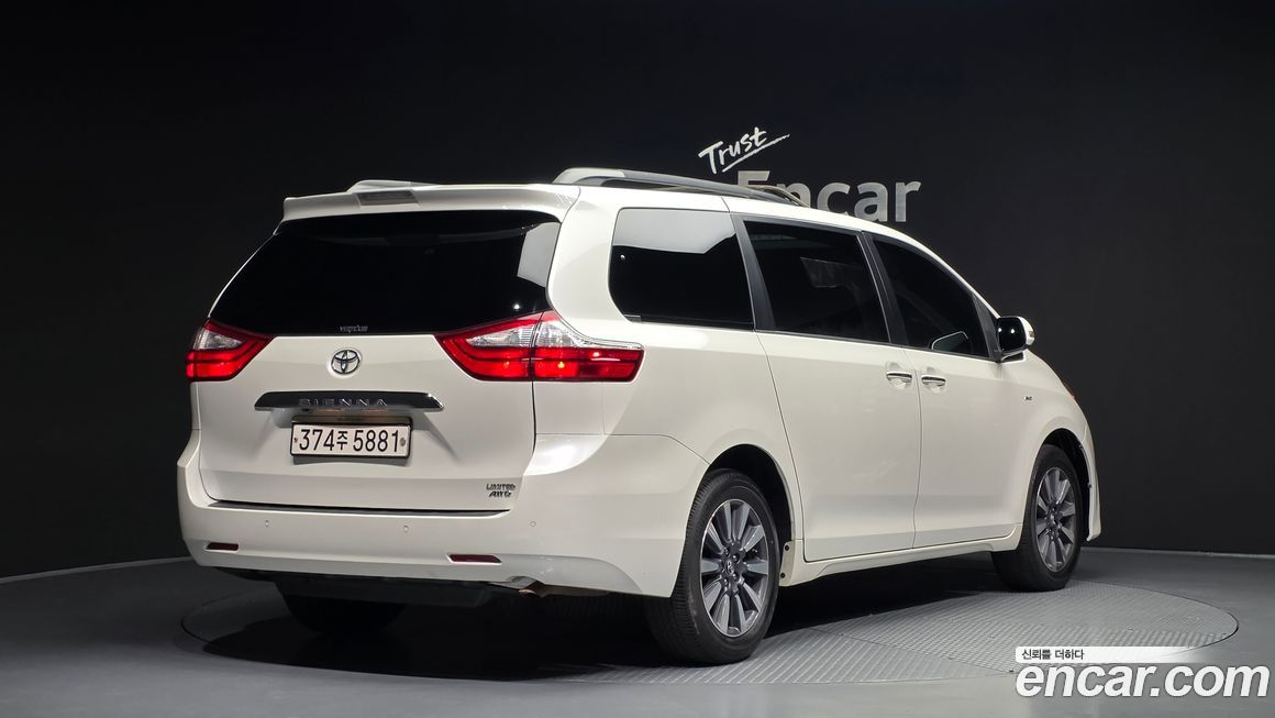 Toyota Sienna 2018