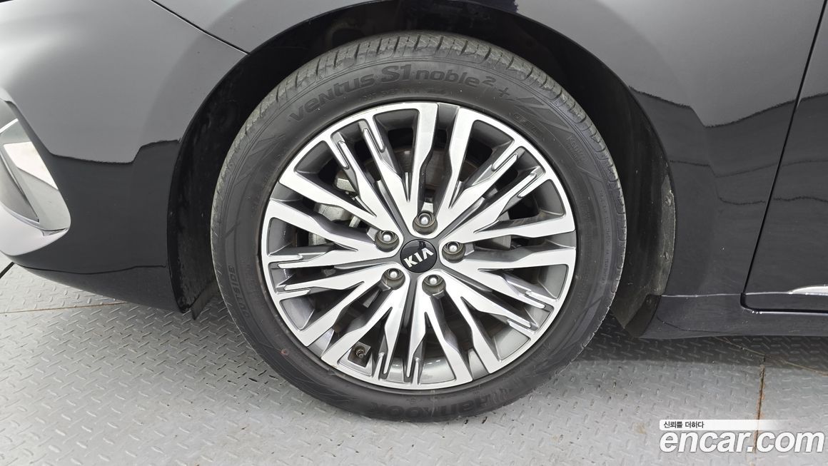 Kia K7 2020
