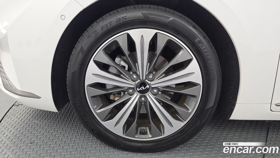 Kia K8 2023