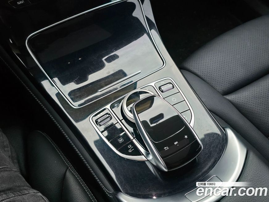 Mercedes-Benz GLC-Class 2019