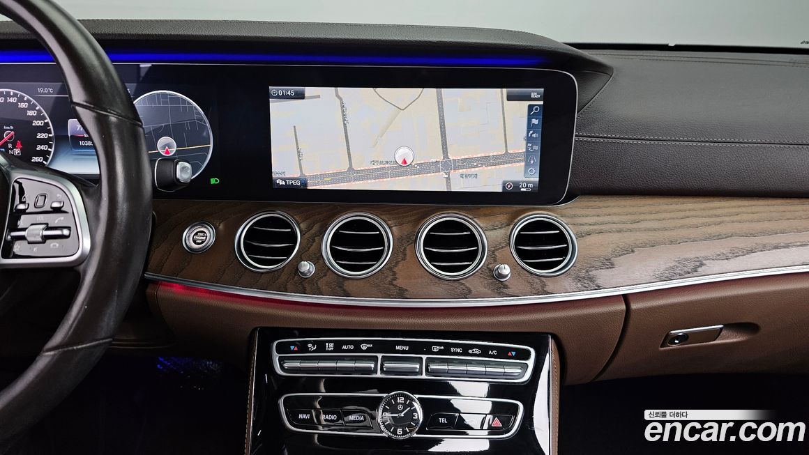 Mercedes-Benz E-Class 2019