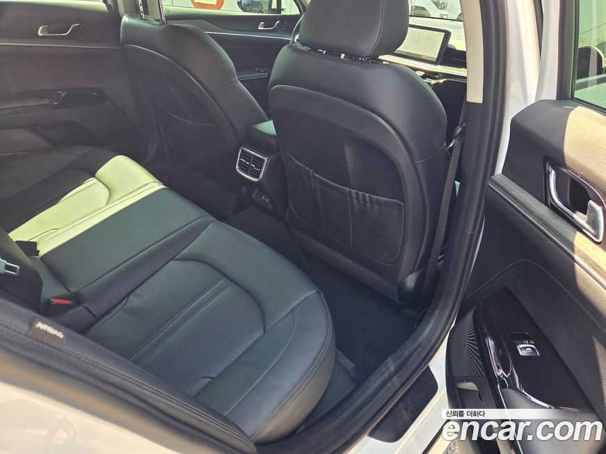 Kia K5 2025