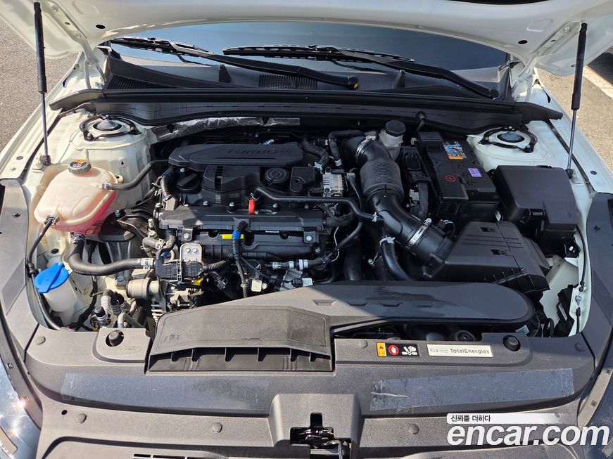 Kia K5 2025