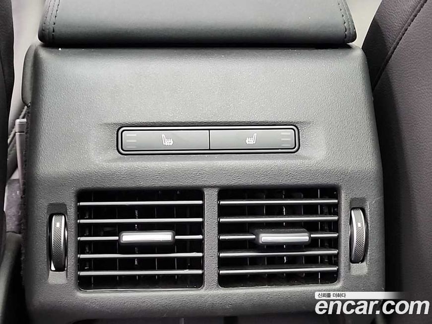 Land Rover Discovery Sport 2021