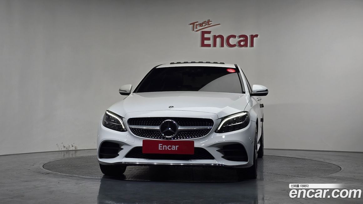 Mercedes-Benz C-Class 2021