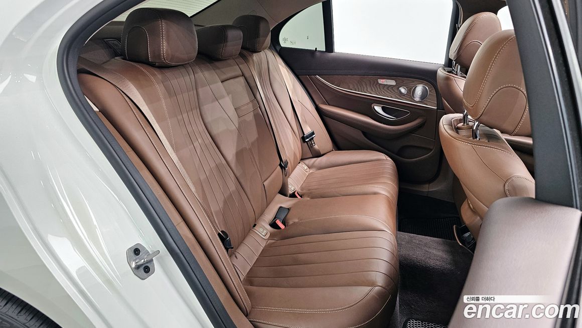 Mercedes-Benz E-Class 2020