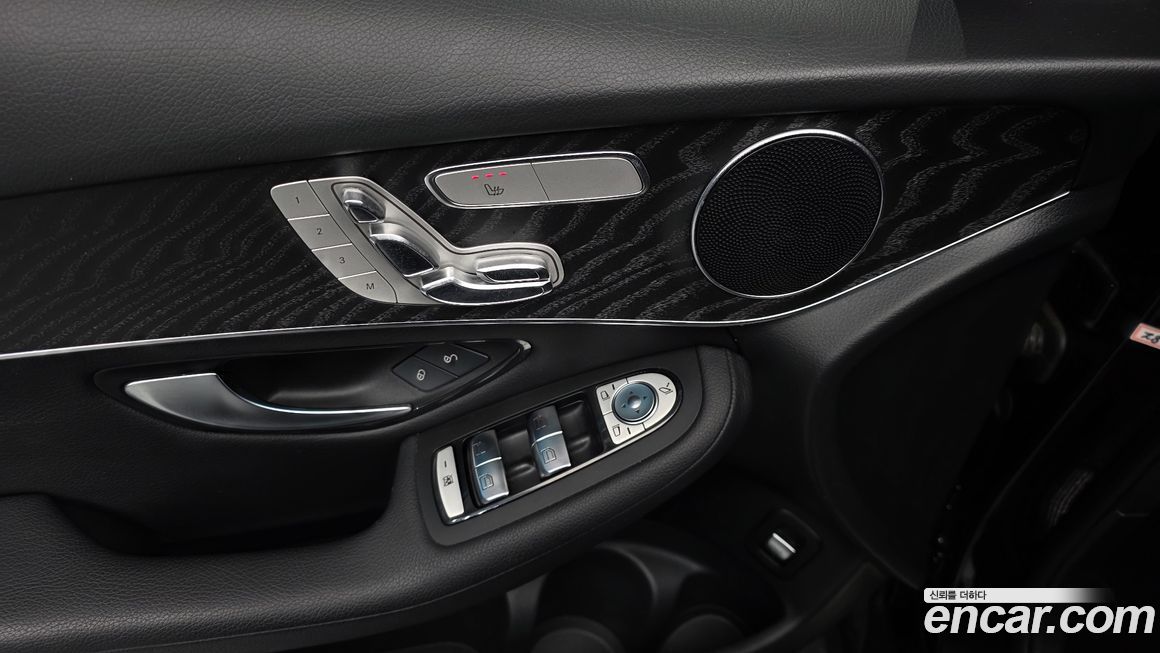 Mercedes-Benz GLC-Class 2019