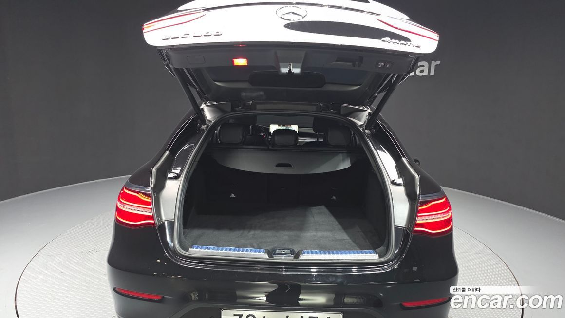 Mercedes-Benz GLC-Class 2019