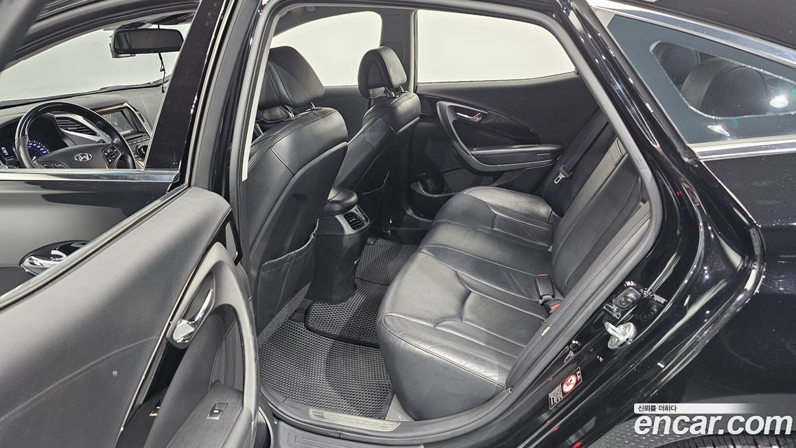 Hyundai Grandeur 2012