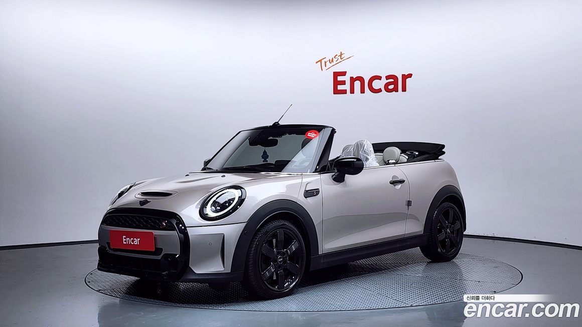Mini Cooper Convertible 2023