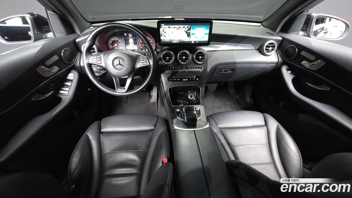 Mercedes-Benz GLC-Class 2019