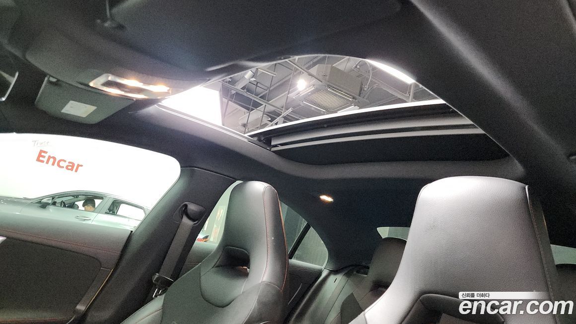 Mercedes-Benz CLA-Class 2021