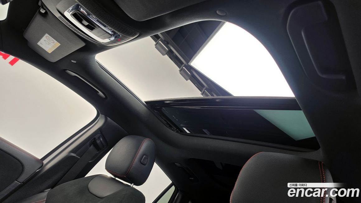 Mercedes-Benz GLA-Class 2023