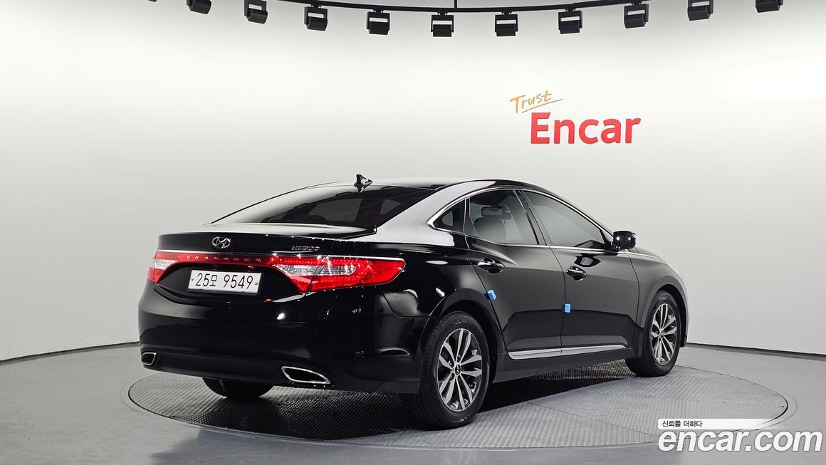 Hyundai Grandeur 2012