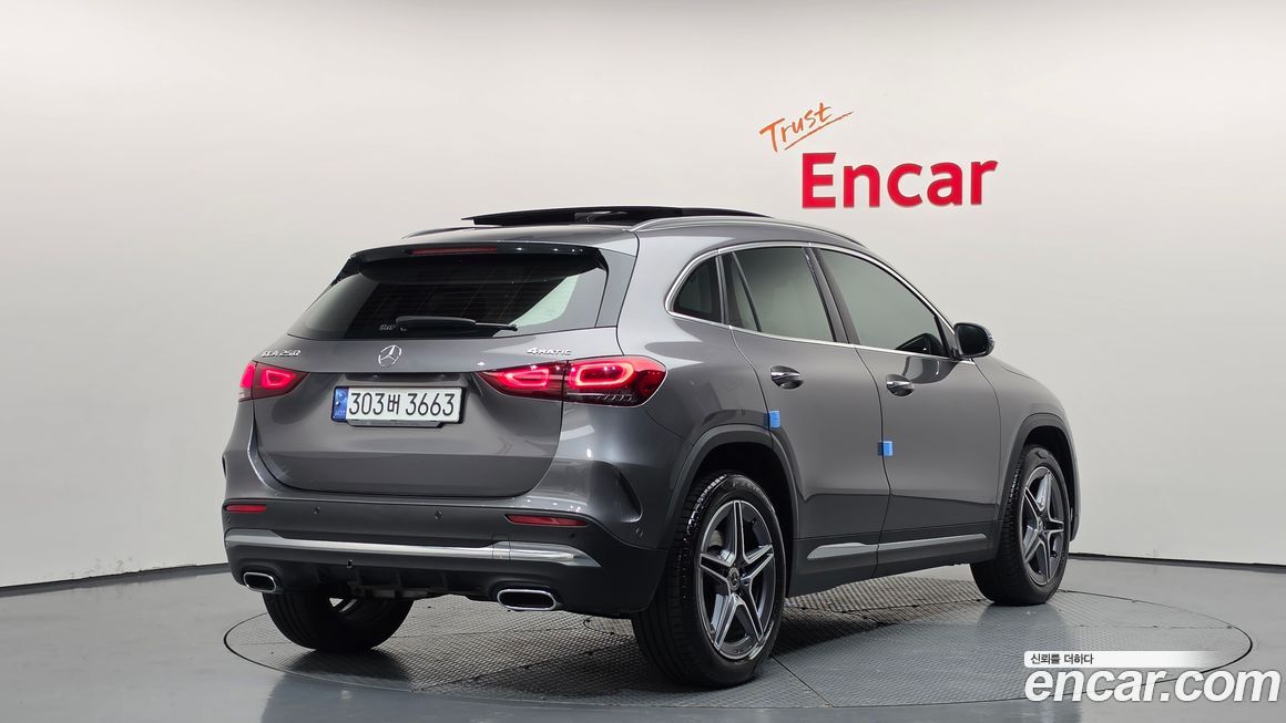 Mercedes-Benz GLA-Class 2023