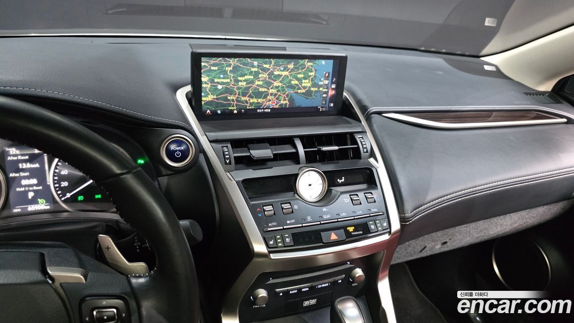 Lexus NX 2018