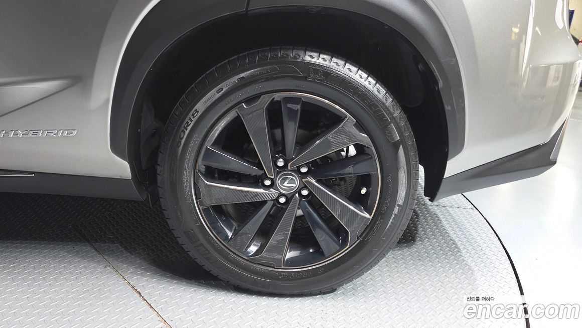 Lexus NX 2018