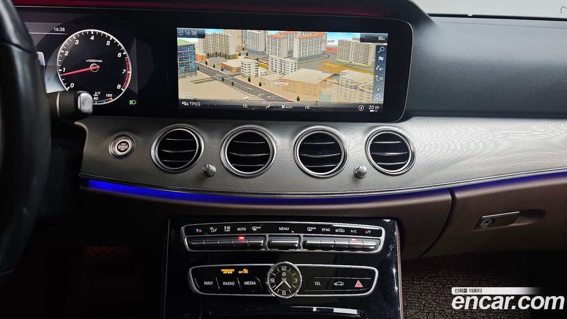 Mercedes-Benz E-Class 2020