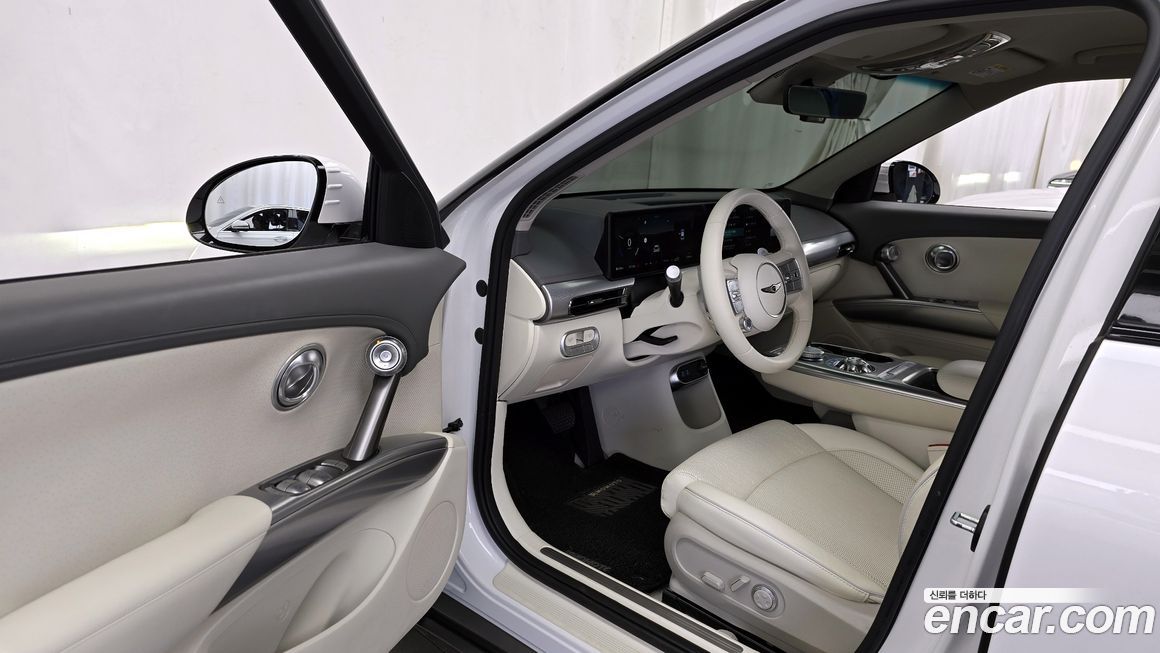 Genesis GV60 2023