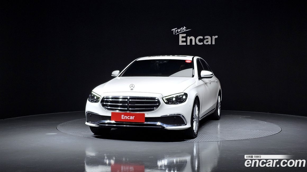 Mercedes-Benz E-Class 2021