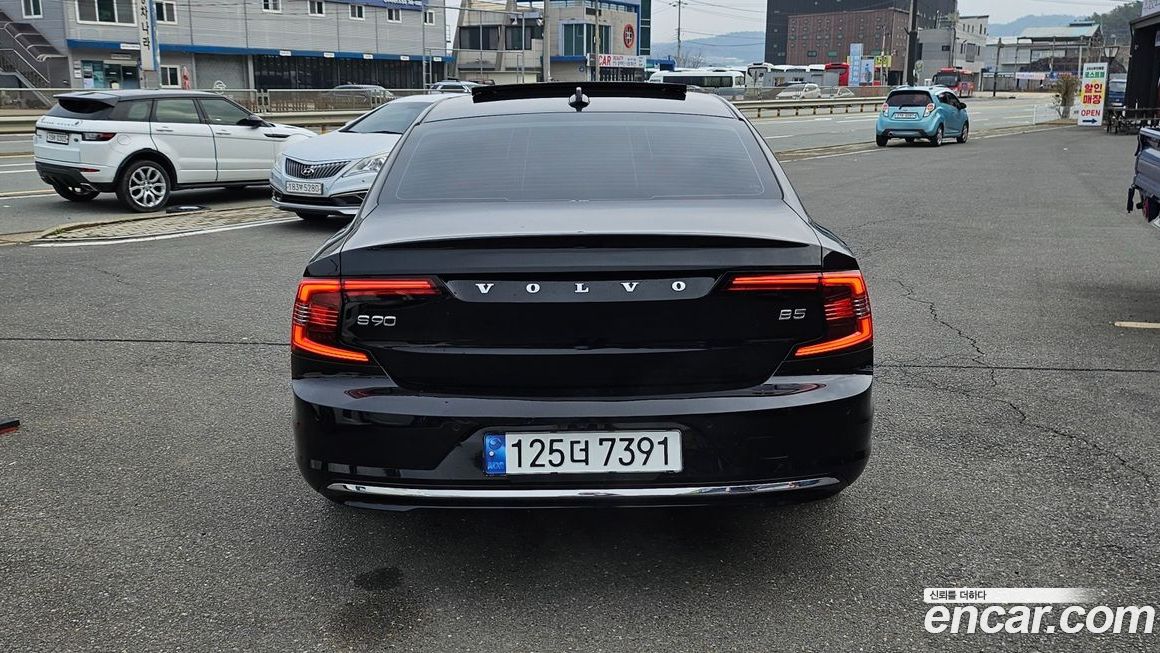 Volvo S90 2021
