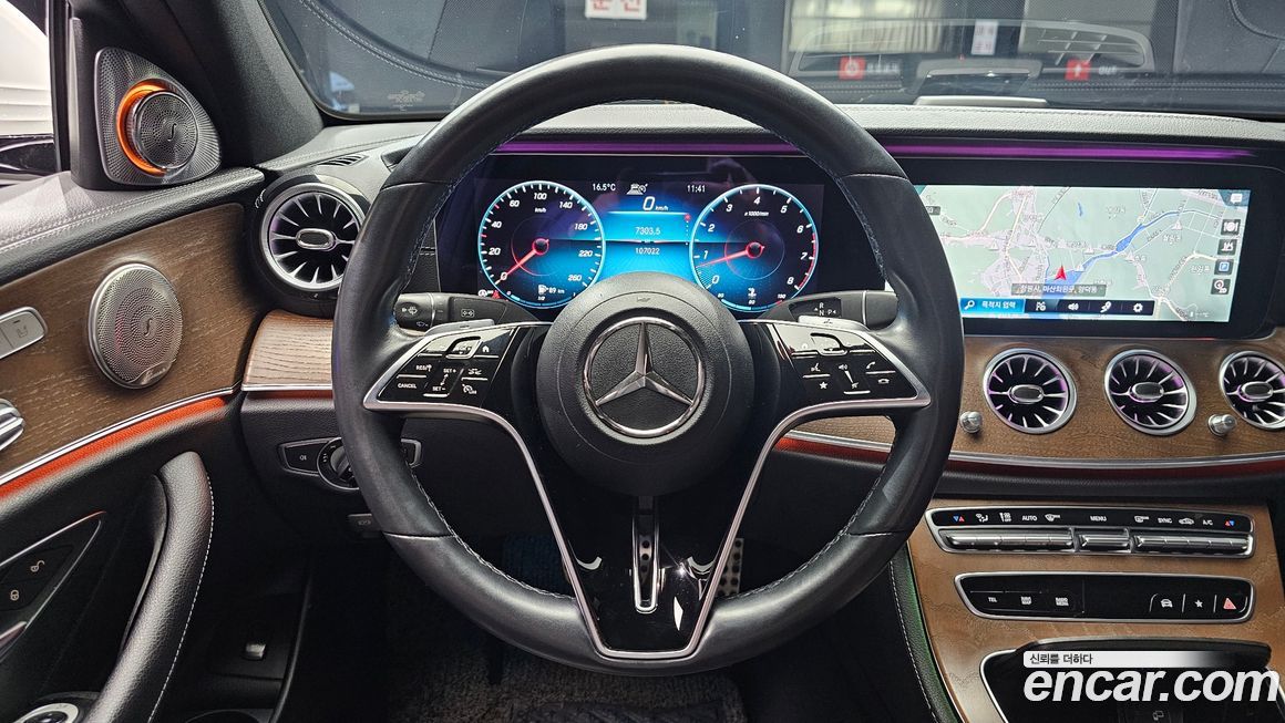 Mercedes-Benz E-Class 2021