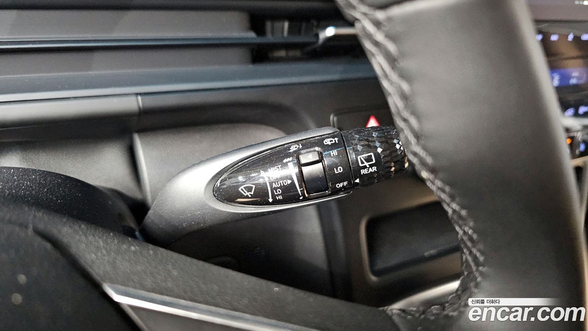 Hyundai Staria 2025