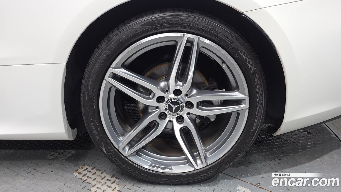 Mercedes-Benz E-Class 2019