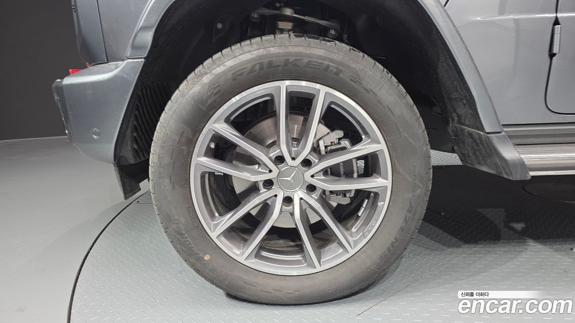 Mercedes-Benz G-Class 2025