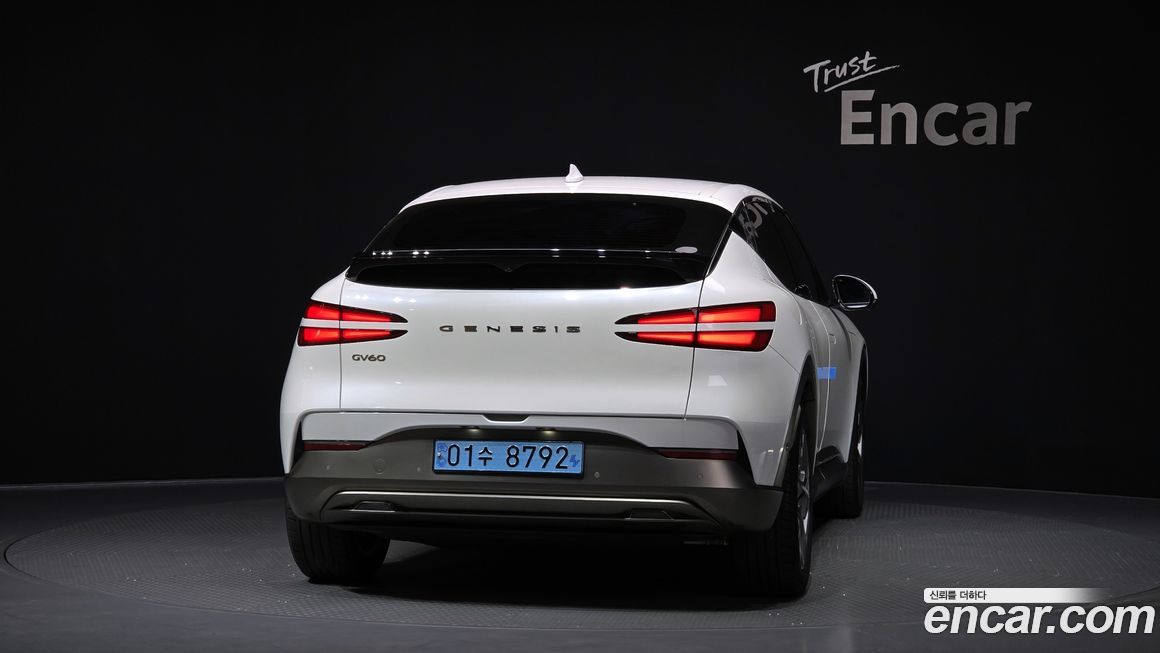 Genesis GV60 2023