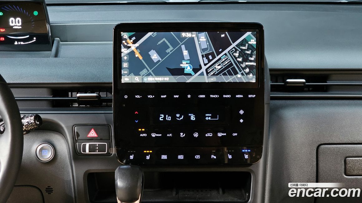 Hyundai Staria 2025