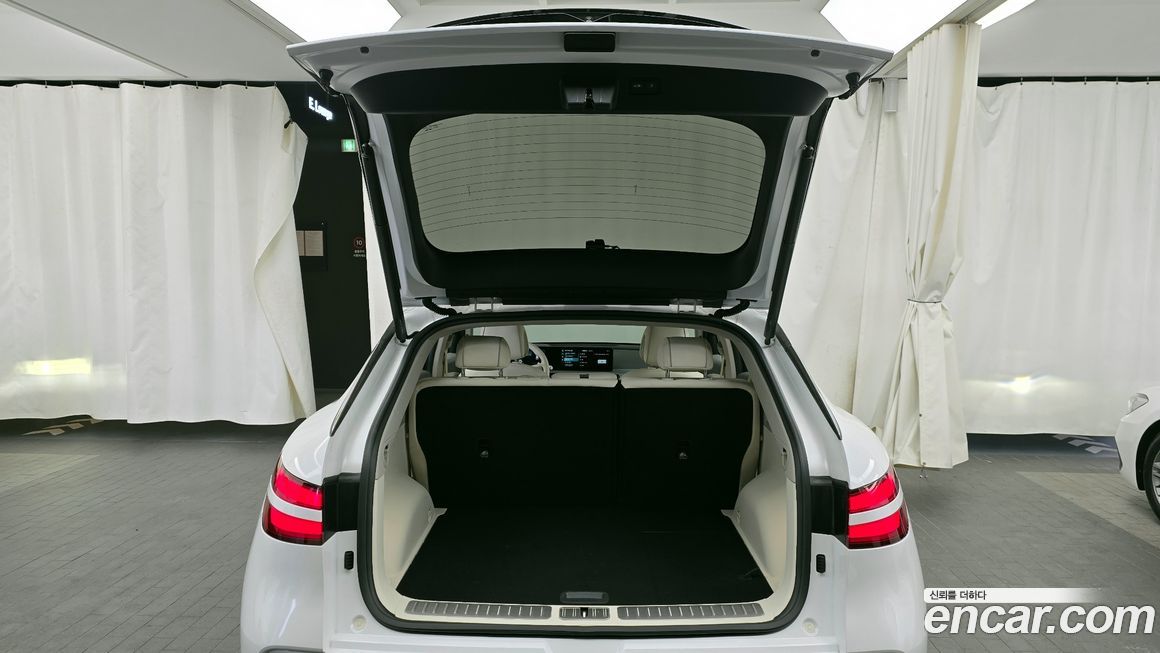 Genesis GV60 2023