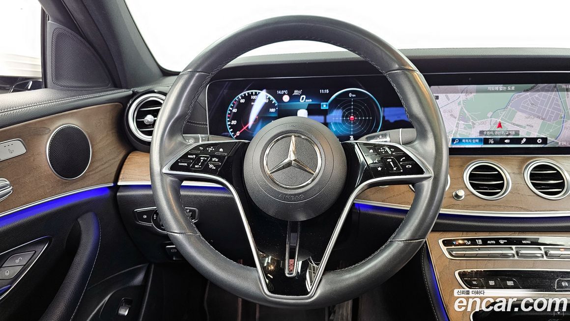 Mercedes-Benz E-Class 2021