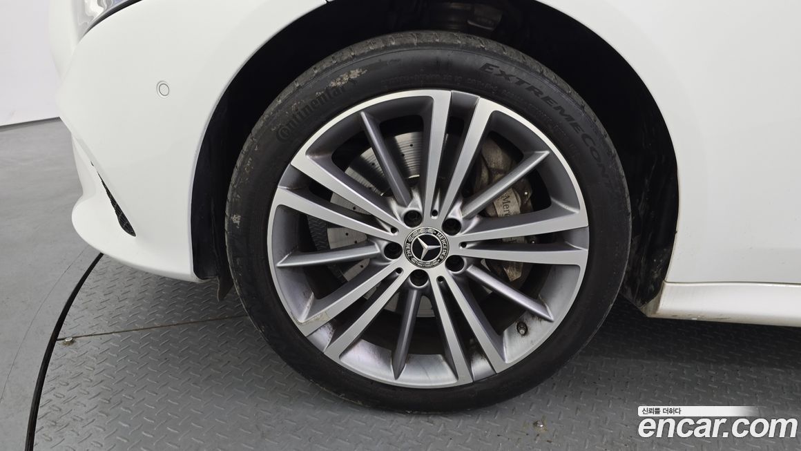 Mercedes-Benz CLS-Class 2019