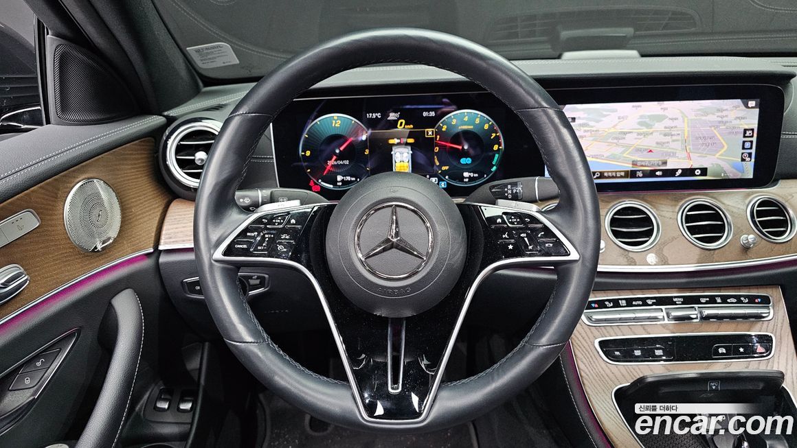 Mercedes-Benz E-Class 2021