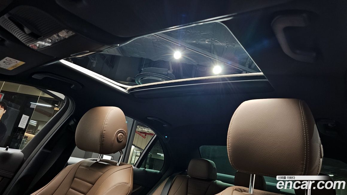 Mercedes-Benz E-Class 2021