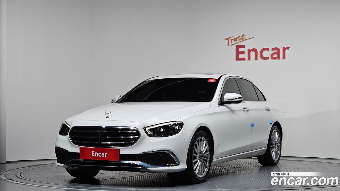 Mercedes-Benz E-Class 2021