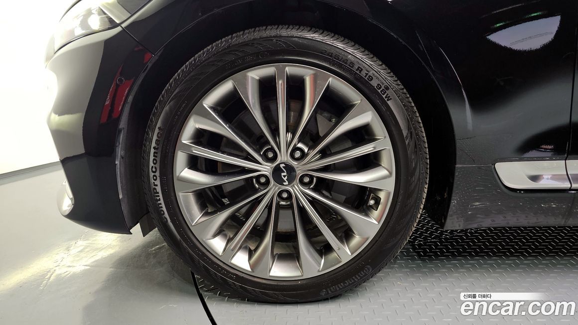 Kia K9 2022