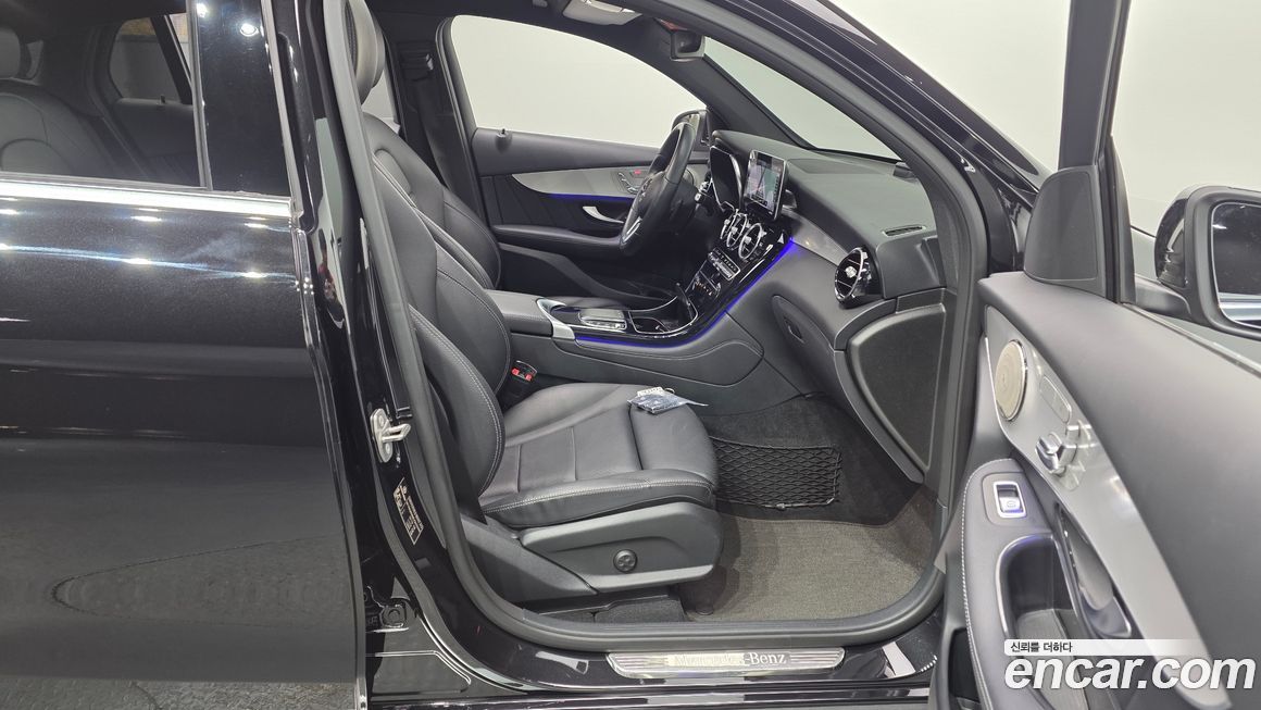 Mercedes-Benz GLC-Class 2020