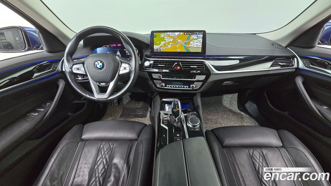 BMW 5-Series 2021