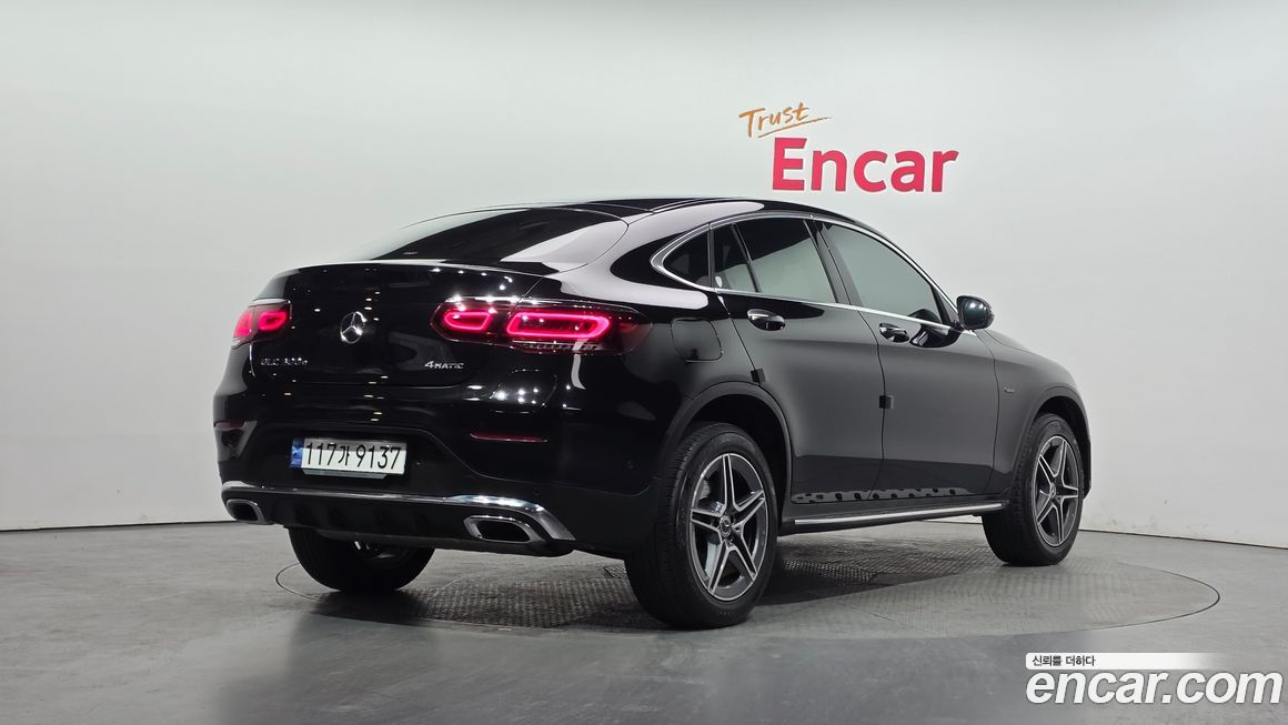 Mercedes-Benz GLC-Class 2020