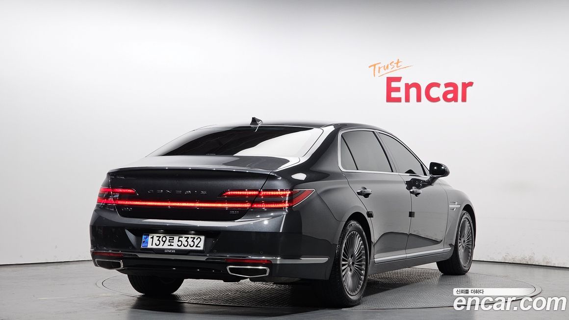 Genesis G90 2020