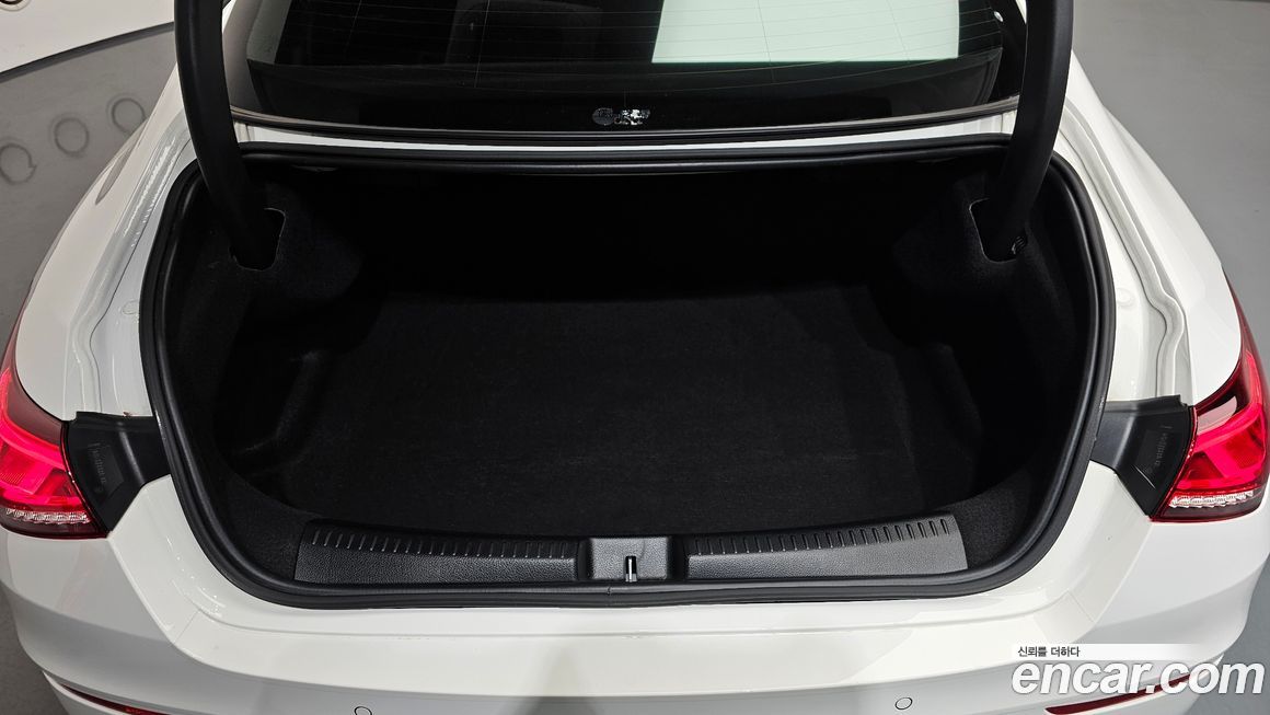 Mercedes-Benz CLA-Class 2023