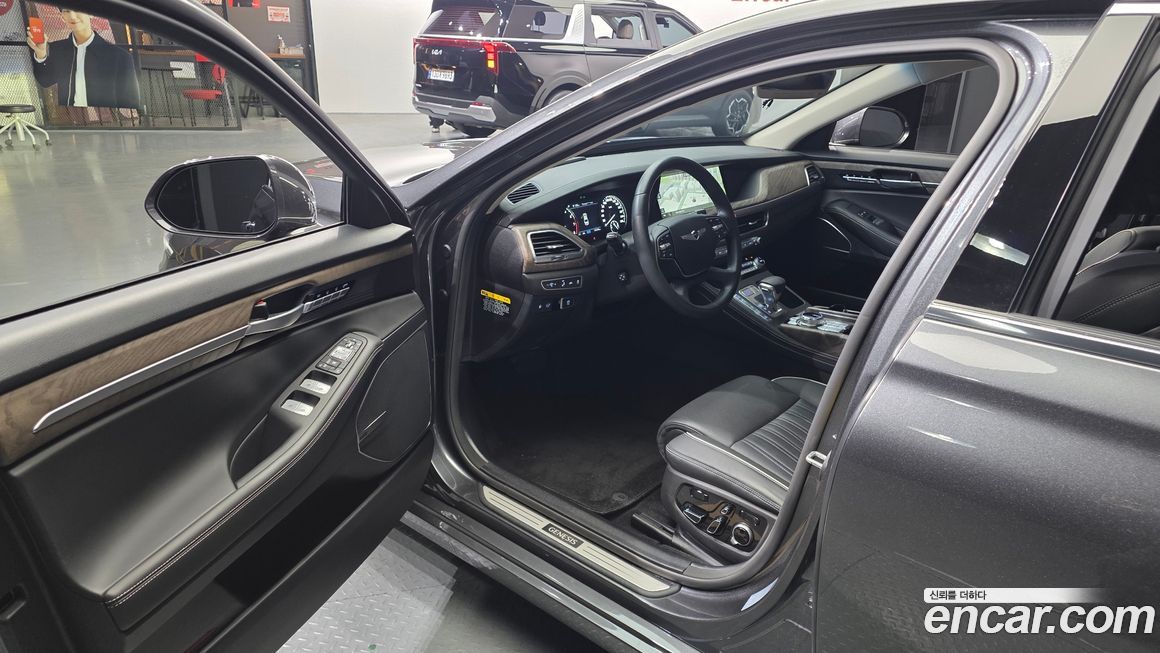 Genesis G90 2021