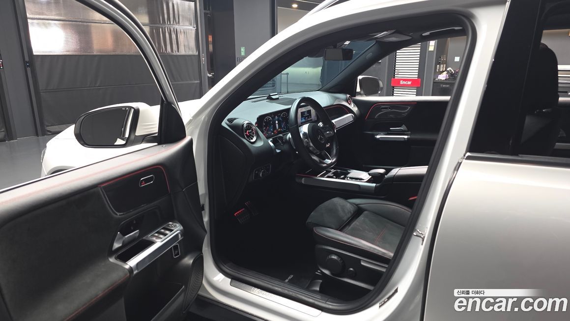 Mercedes-Benz GLB-Class 2022