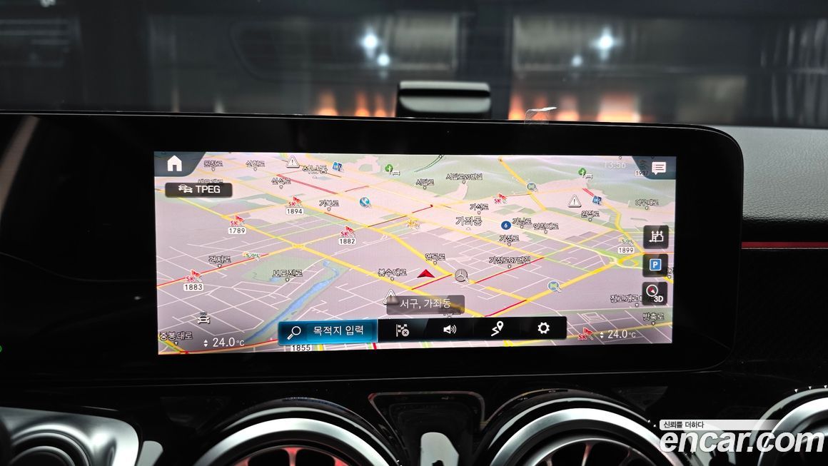 Mercedes-Benz GLB-Class 2022