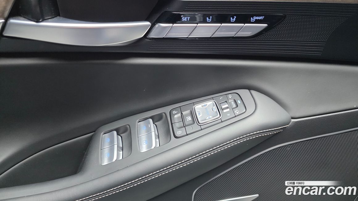 Genesis G90 2021